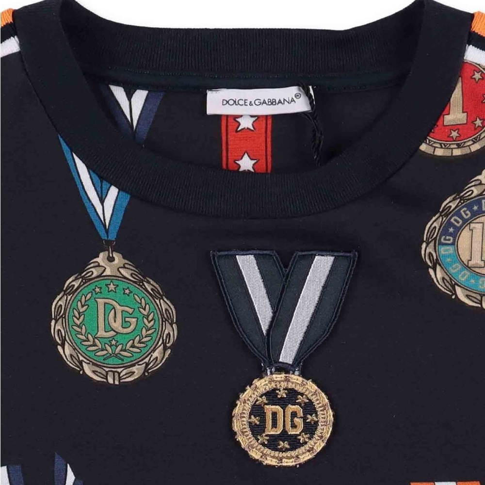 Dolce & Gabbana Jr Medal Print Back To School Kids T-Shirt - Dark Blue - Picture 3 of 6